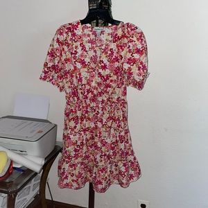 Cute floral dress CHARLOTTE RUSSE